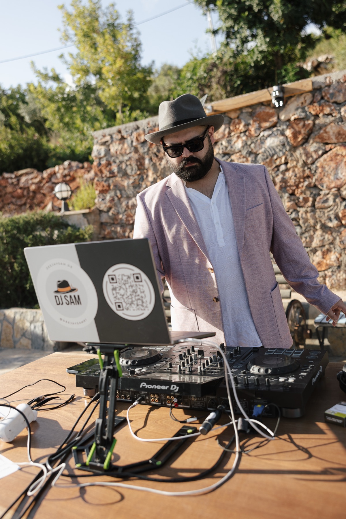 Hochzeits-DJ Sam &ndash; Premium Hochzeits- & Event-DJ in Luzern