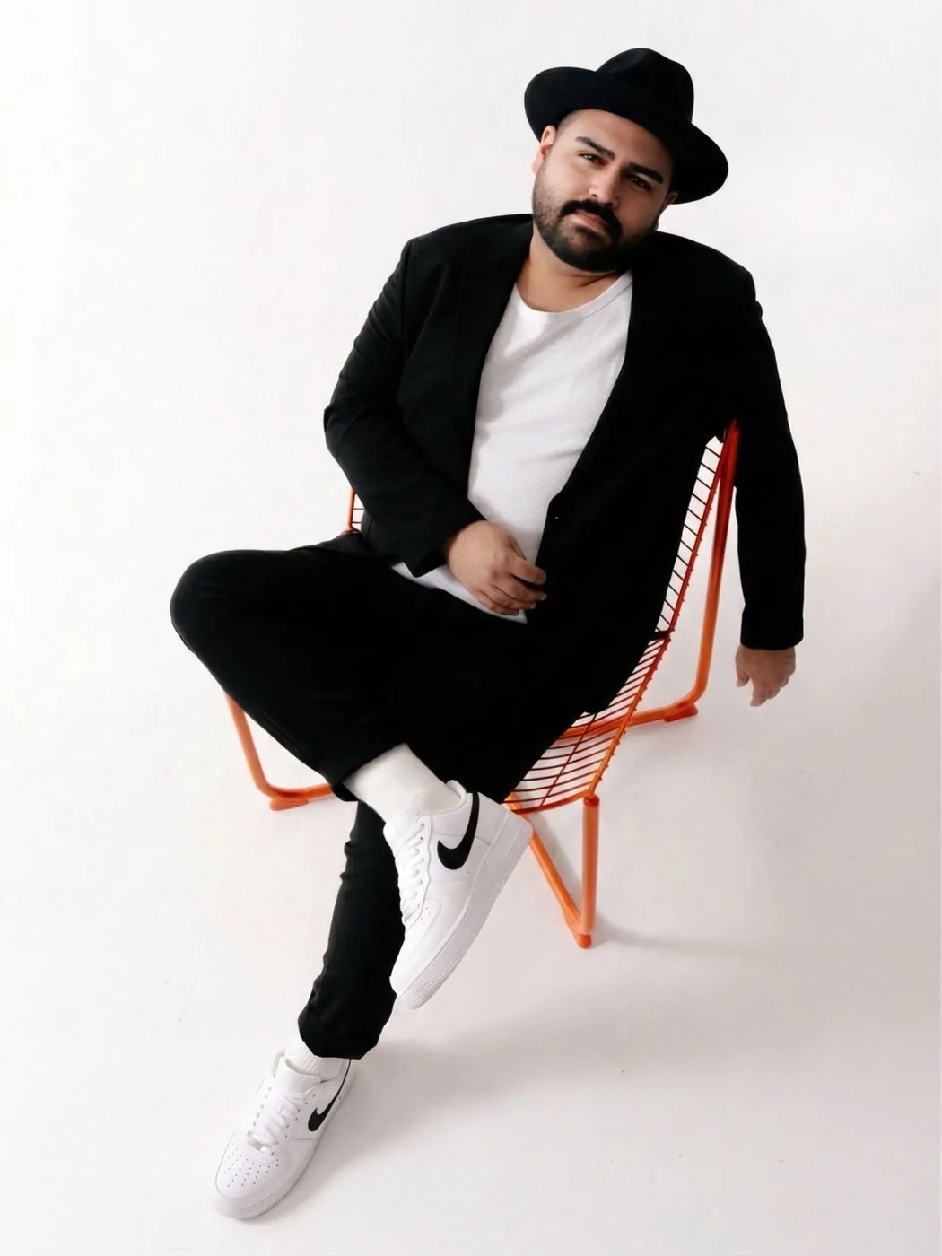 DJ SAM – Studio Portrait