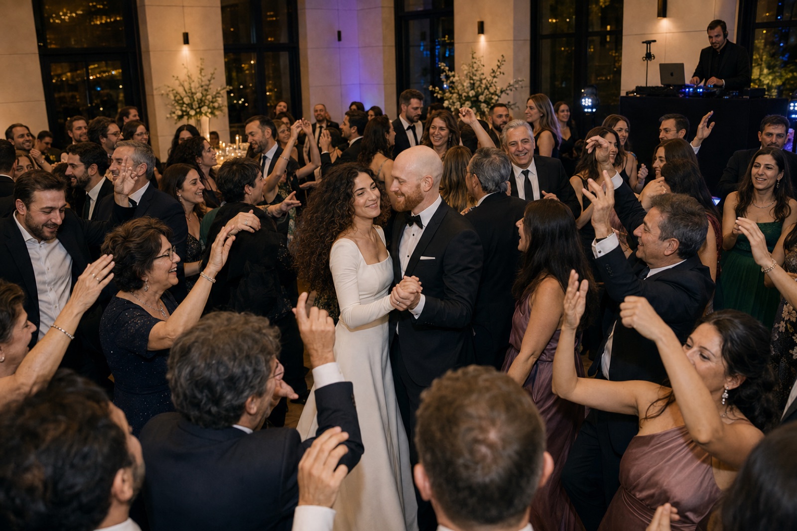 Deutsch-türkische Hochzeit mit DJ und voller Tanzfläche